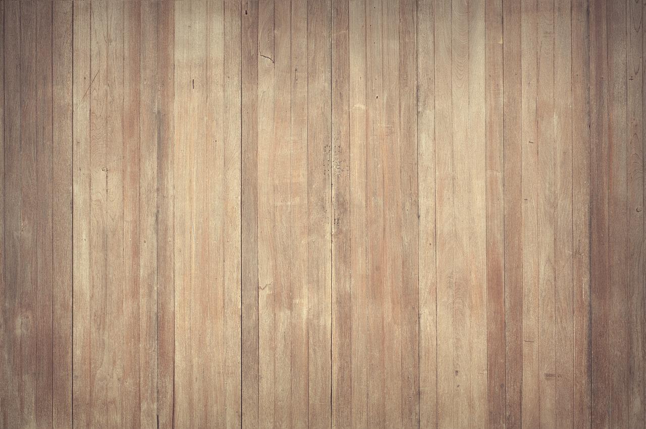 Naprawa podłogi z drewna